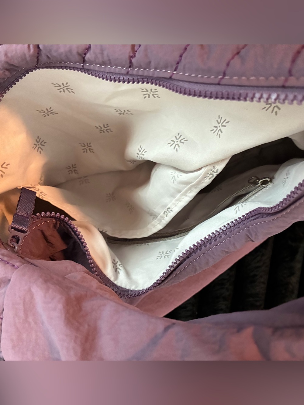 NWT! Alo Quilted Puff Plum Tote Bag / Purse - Picture 5 of 7